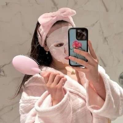 llahawthorne's profile picture. ㅤㅤㅤobsessed with https://t.co/FUOb3znRqJㅤ