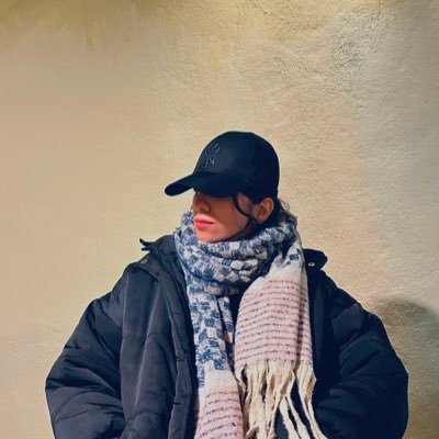 Mhdsam__'s profile picture. توضیحاتی ندارم