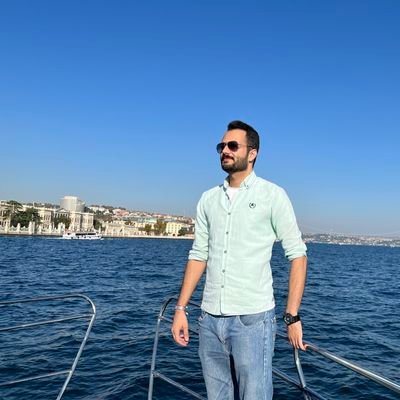 ZoraizBangash's profile picture. Former correspondent for Khyber & Hum News in Islamabad. Currently working as a FL journalist.
Views expressed here are mine. RTs are not endorsements.