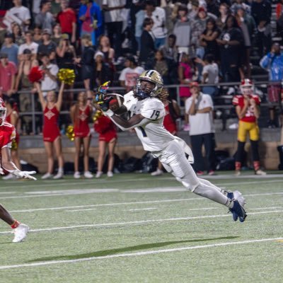 5’10 | 160 lbs | WR/DB | ‘28 | TCC | 3.8 GPA | email: deandraandrews18@icloud.com | contact number: 229 421 2670