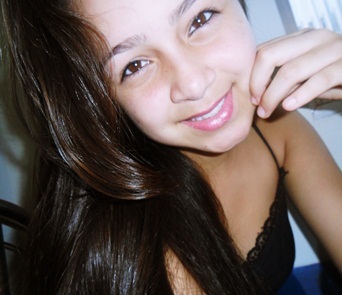 Corinthiana , melhor irmã do @_CarlosGabriel , melhor amiga da @MeninaOusadas2_ & do @_RenanStiifler  *-*
