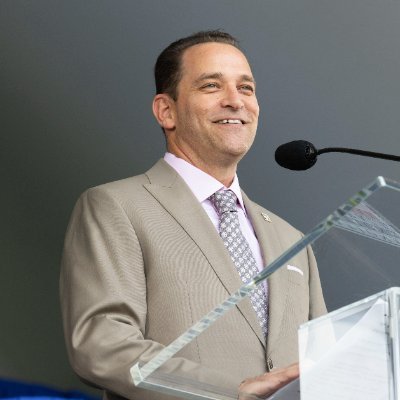 Husband, father, brother, son, uncle & friend. President @BaseballHall. Previously @dbacks, @dodgers, @mlb.com, LA native, IU grad. Documenting the journey🎗️