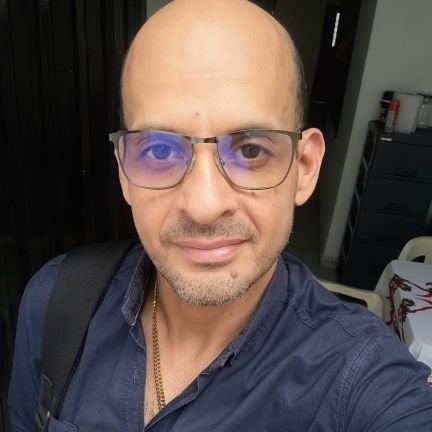 👨🏻🎓Ingeniero de Sistemas! La derecha en mi rumbo 💯 ❤️ mi país y lo defiendo del socialismo!