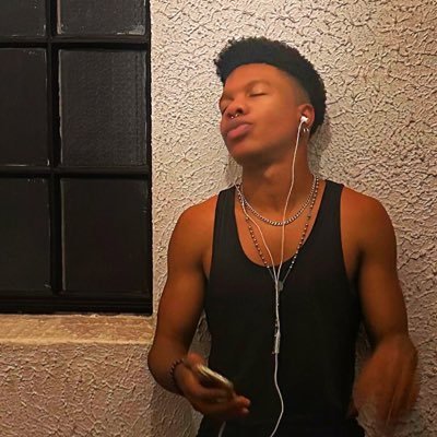 cyirxxx's profile picture. Artist | Writer | Photographer ~ Local Swag Distributor cyircreates@gmail.com 💌