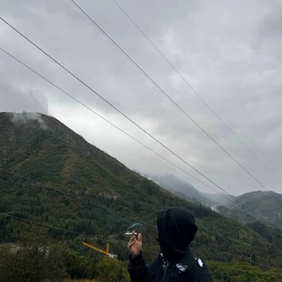 emptyddan's profile picture. rest in peace my friend💔