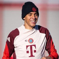 Julian (@mus1alagoat42) 's Twitter Profile Photo Julian (@mus1alagoat42) 's Twitter Profile Photo