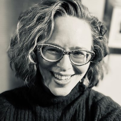 Simplifying enterprise software for real people and business. Mom of neurodiverse kids. Woman in technology. Artist. Film score aficionado. Abolitionist.