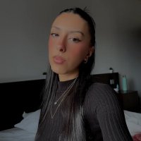 pires (@__anapires__) 's Twitter Profile