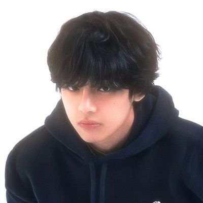 thvilles's profile picture. ★ seven people shine with seven billion lights 🔭