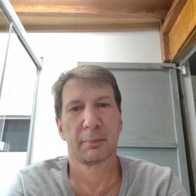 Liberal Verde. Ansioso. Pró Cannabis medicinal. Ciência. Intolerante à deslumbrados. Anti BolsoLula. Justiça, amor e caridade!!! Pequeno Tirano!
