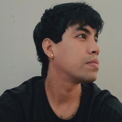 Estudiante de psicología, amante de los video juegos, maestro pokemon y creador de contenido en tiktok : (Hola yo soy cesar )y twitch ( HolaYoSoyCesar )