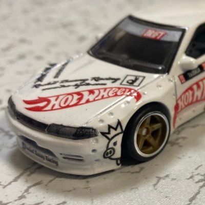 S89711's profile picture. 函館住み！山岡家信者！1/64ミニカーがお好き🥰ホットウィール中心に色々集めてます😘左膝弱し！🦵