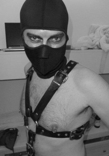 Gentleman deviant; master of the inappropriate & latex lover. Pansexual living life with respect for all creatures. #Vegan #socialist #FBPE #JohnsonOut