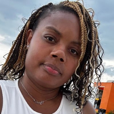 Jenny4694393108's profile picture. 