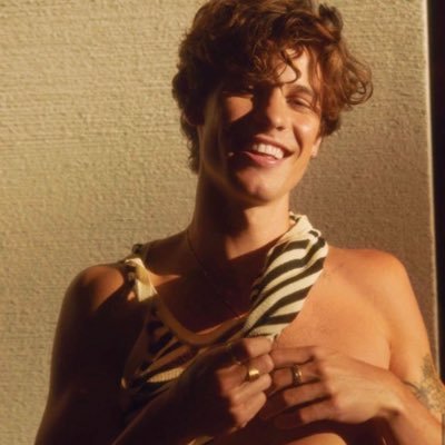 tspoetey's profile picture. optimistic | Addison Rae 🌟 | Taylor swift 🌟