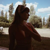 Fio🎀 (@efiorellaa_) 's Twitter Profile