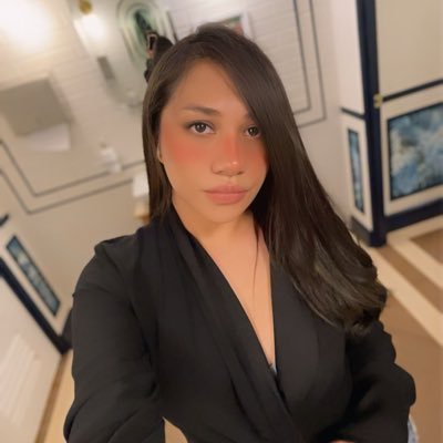 Karlabetzabea's profile picture. 