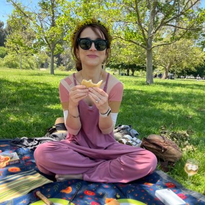 Actor • TUM • Contact USA: https://t.co/7lzH66Mp43 - instagram 📷@mariannaburelli