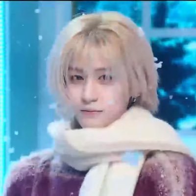 mmmmmm__door's profile picture. 