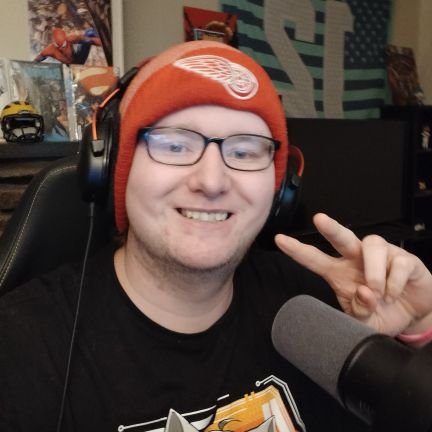 YouTube Streams: Saturday-Monday 7pm PST Tuesday-Wednesday 9pm PST Just a dude who loves movies and hockey #LGRW #SeaKraken #RepDetroit #TridentsUp