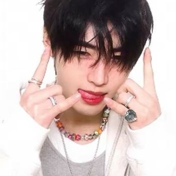 hunhunlvr's profile picture. 