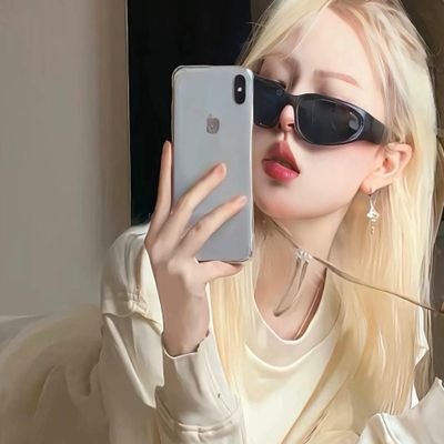 cop4zu1gvlpj62's profile picture. The heart nurtures sacred thoughts through the seasons