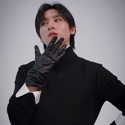 im_bagi_im's profile picture. 안녕 나의 전부였던, 삶의 일부였던 Mon / closed