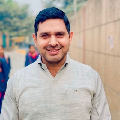 raviYad41891500's profile picture. 