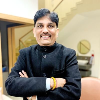 जिला उपाध्यक्ष बीजेपी हनुमानगढ़
पूर्व मेंबर FCI GOV OF INDIA
प्रदेश अध्यक्ष स्वर्णकार समाज शोध संस्थान
जिला अध्यक्ष स्वर्णकार समाज