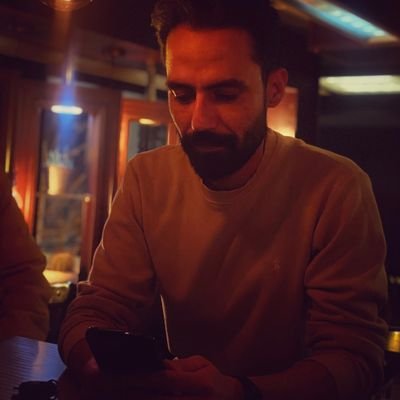 NavidAbuix's profile picture. 