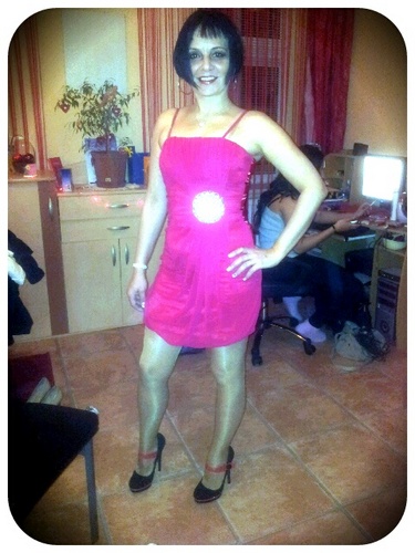 ella_miki's profile picture. 