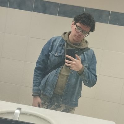 24 autumns, Esia Zac 🐺
IG:Moezly, FB: Moisés Martinez