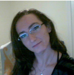 anqelrina's profile picture. I'm a nerd, and a geek, and graphic designer, who loves WoW, Anime, manga, all kinds of music, movies, and more ;)