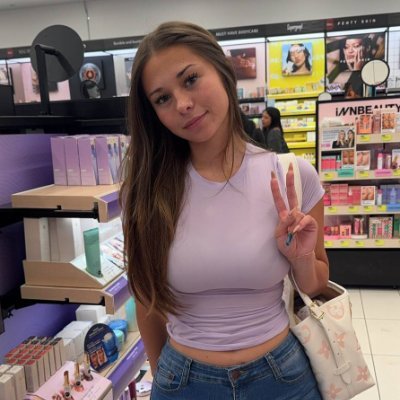 BuzzOurBiz's profile picture. social