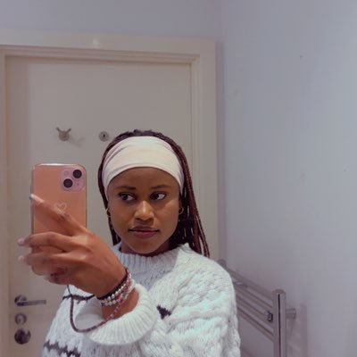 Wendie_______'s profile picture. Sunnies, eyewear and Contact lens