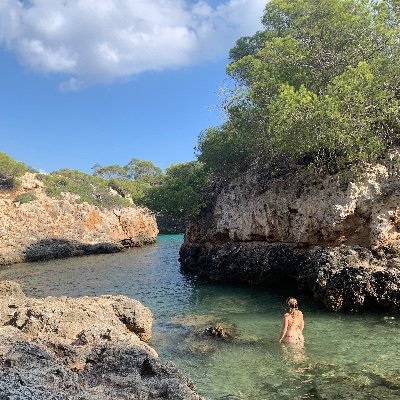 RubySiya2210's profile picture. 