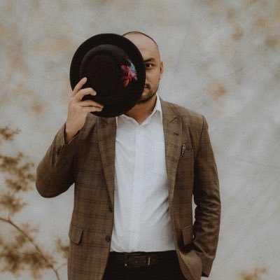 Azhartanjung21's profile picture. 