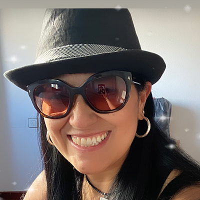 la verdadera Felicidad está en saber disfrutar del hoy. 💝 abrazo y agradezco todo en mi vida con humildad . La gloria sea de Dios padre por siempre🙏🏼🇻🇪🇪🇸