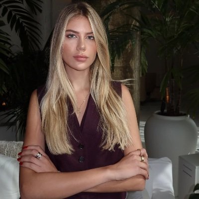 Private Art Advisor | Founder of Rivka Art Advisory
Empowering collectors & investors in the art world
Based in NYC | Master’s in Fine Art @sothebys