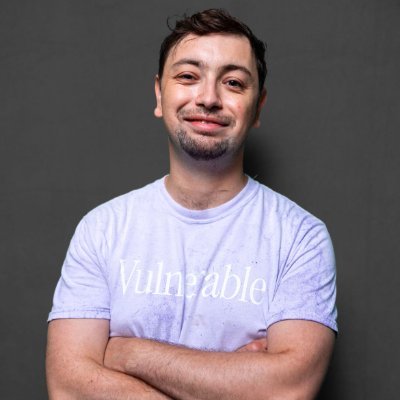 🆙 Smart Contracts Lead @lukso_io
📘 Author “All About Solidity” book & article series
🌁 Building bridges w/ code & education | web2 → web3