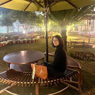 Professor @aiims_nd | AIIMSonian | Hardonian | Mother | Editor l Author | Straight Forward | Good listener | Retweets are not endorsement