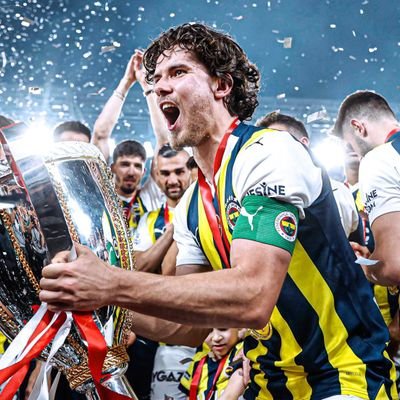 yagizovic13's profile picture. 