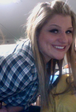 DePaul student. City girl. Alpha Omicron Pi. Forever young. Coffee is needed to function.