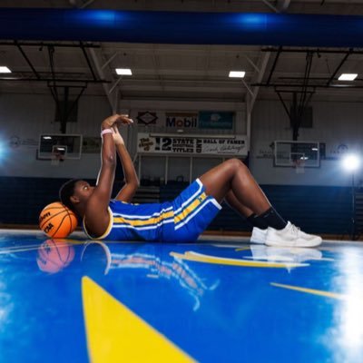 Unkonw673152's profile picture. Dennis Weatherspoon 6’2 205 2027