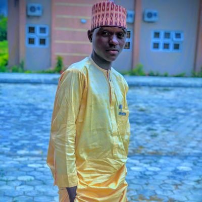 Miizkhalee's profile picture. Able to see,able to abandon