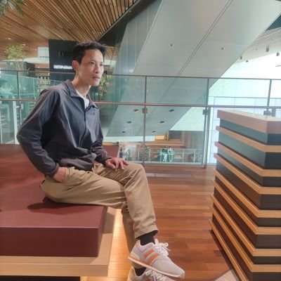 ゆっくり長期的な関係を築ける女性を探しています。
こちらは独身です。
清潔感を意識し、身だしなみには気を使っています。
なので、清潔感の無い方はご遠慮ください。
お互いプライベートは干渉しない秘密の関係が希望です。
性格は明るく、人の話を聞くのが好きですね♪