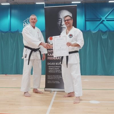 R&D professional, karate practitioner and keen gardener in the North of England. Formerly my professional account but now reverted back to personal use only.