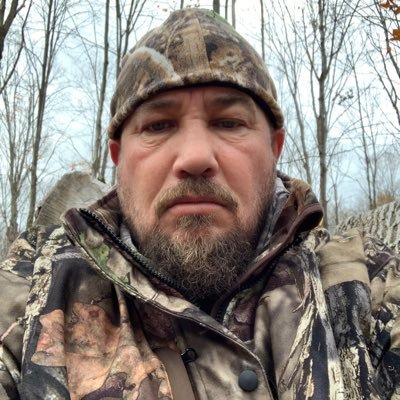 mugszy77's profile picture. 🇨🇦🇺🇸 free speech advocate. Father. Retired sprinkler fitter.  Despise politicians.  Opinions are my own.