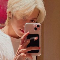 Elly (@webhendery) 's Twitter Profile