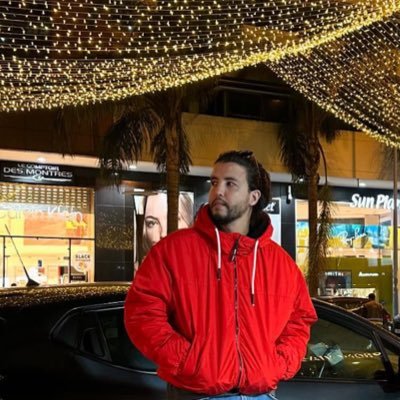 _h1cham_'s profile picture. human being and js lover